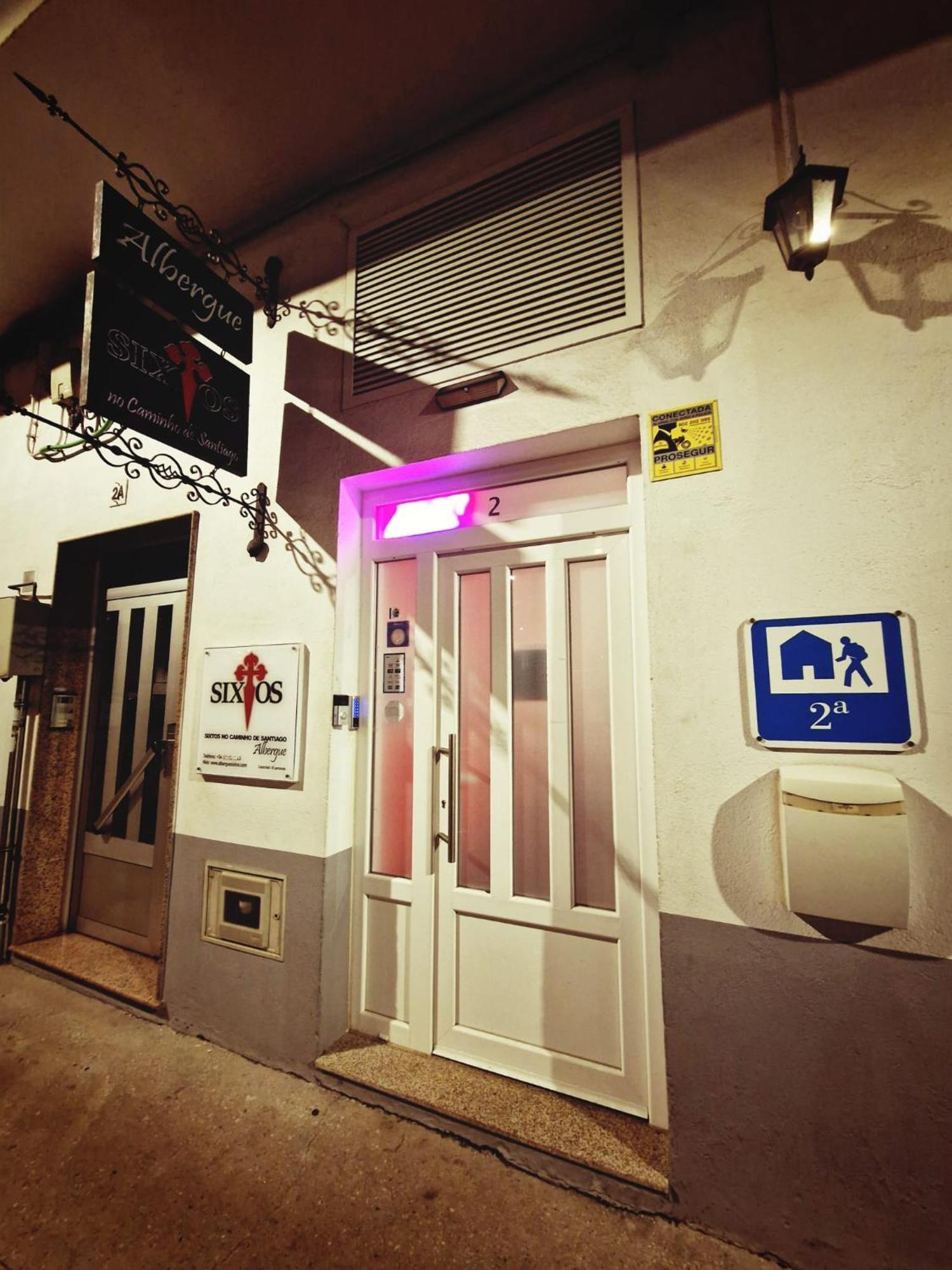 Albergue Sixtos No Caminho Σαντιάγο ντε Κομποστέλα Εξωτερικό φωτογραφία