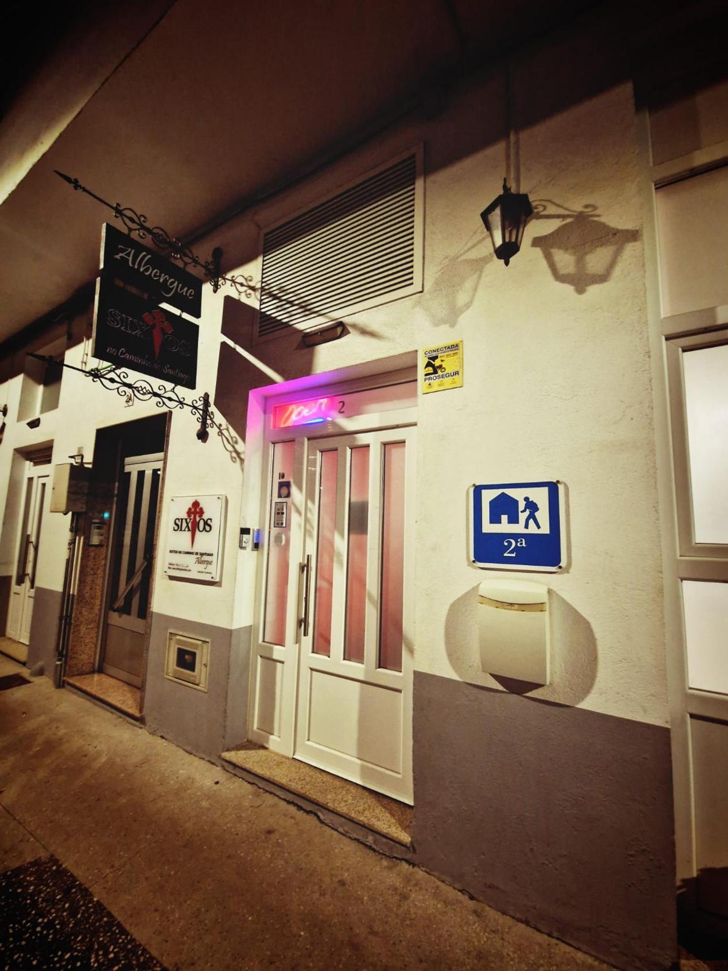 Albergue Sixtos No Caminho Σαντιάγο ντε Κομποστέλα Εξωτερικό φωτογραφία