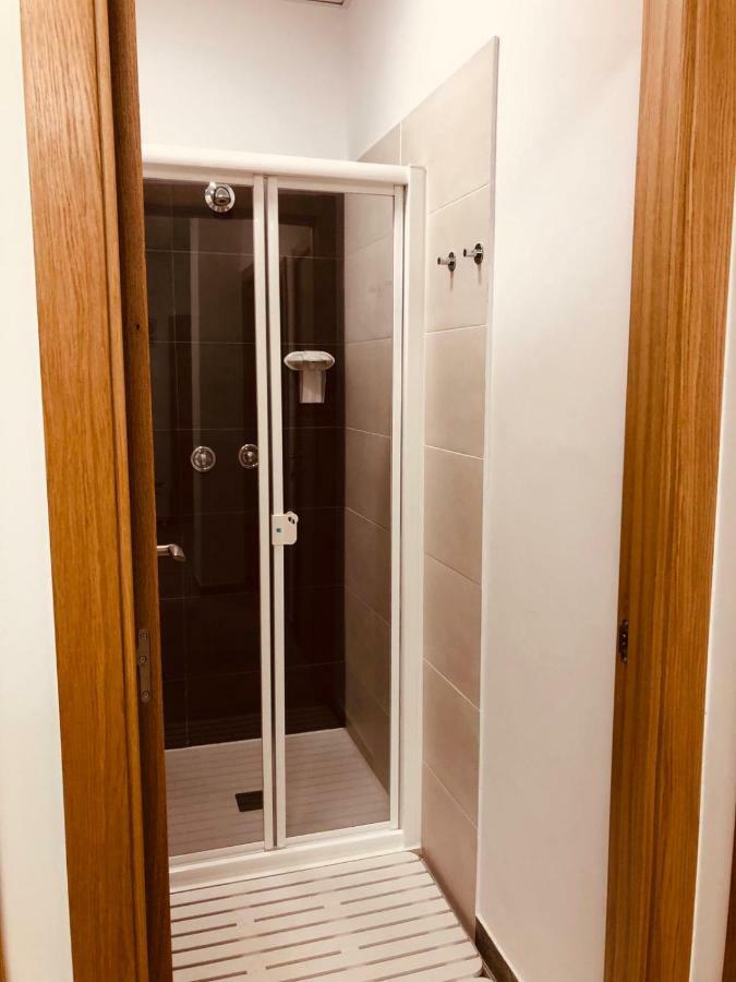 Albergue Sixtos No Caminho Σαντιάγο ντε Κομποστέλα Εξωτερικό φωτογραφία